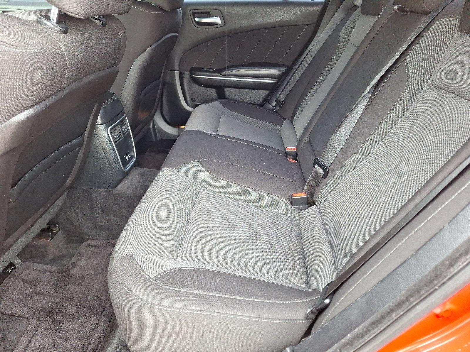Used 2015 Dodge Charger SXT RWD image 25
