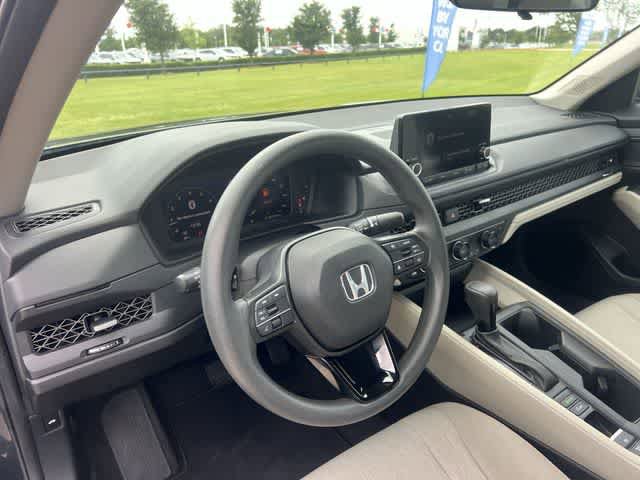 Used 2023 Honda Accord EX image 15