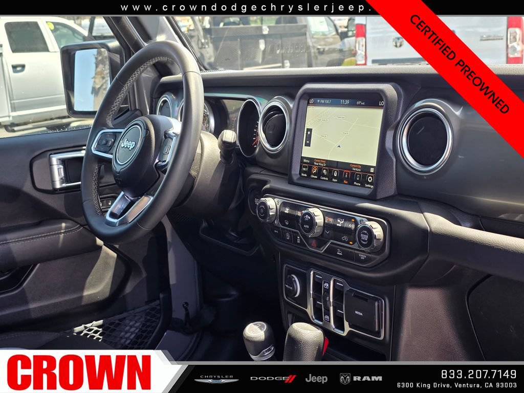Certified 2023 Jeep Gladiator Overland AWD/4WD image 11
