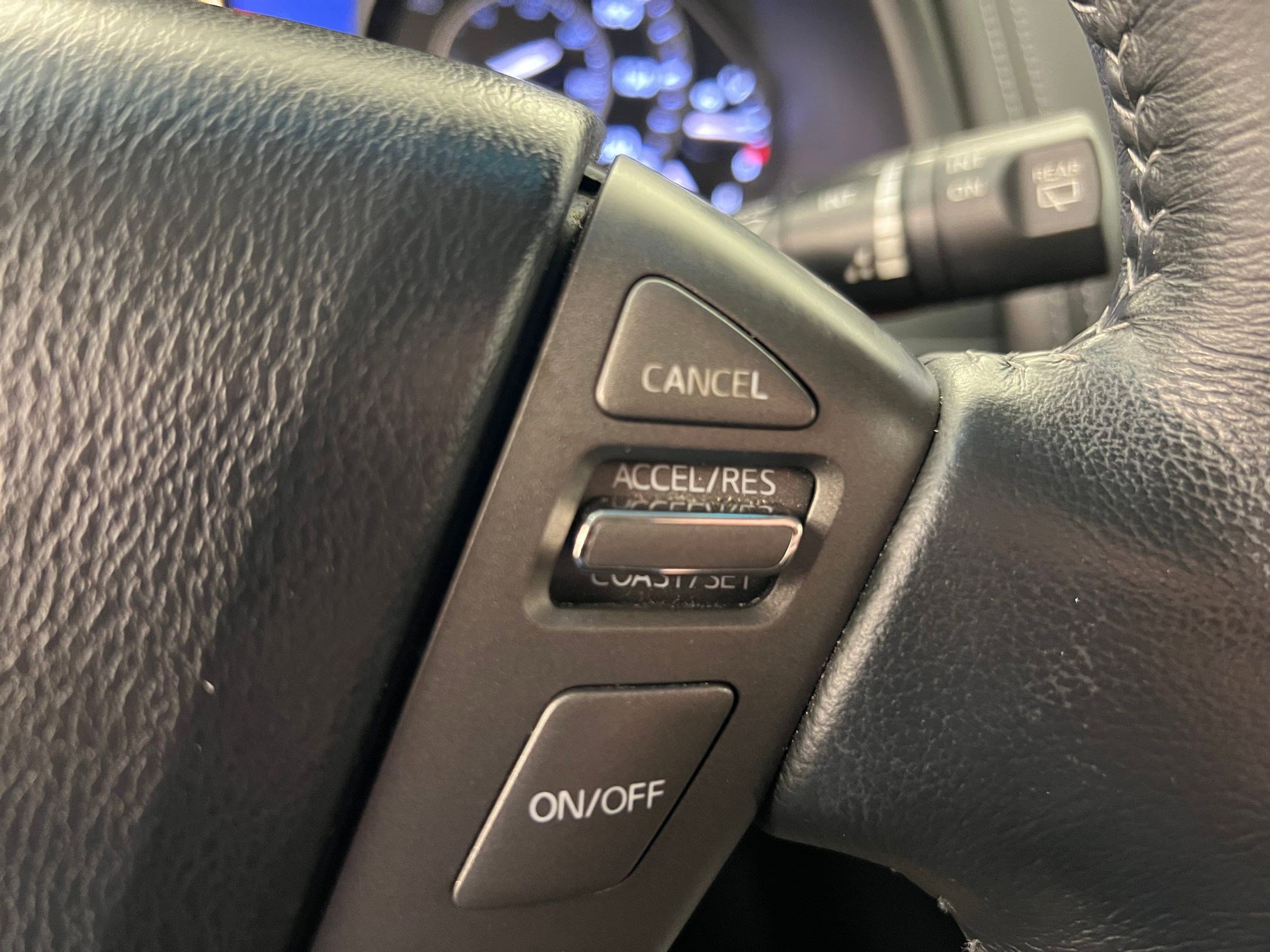 Used 2017 Nissan Armada SV image 27