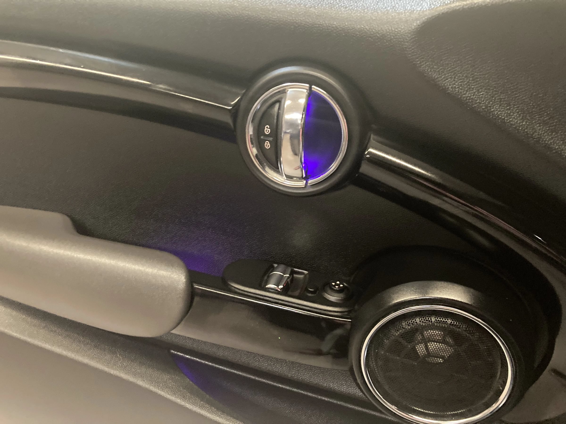 Used 2014 MINI Cooper S FWD image 40