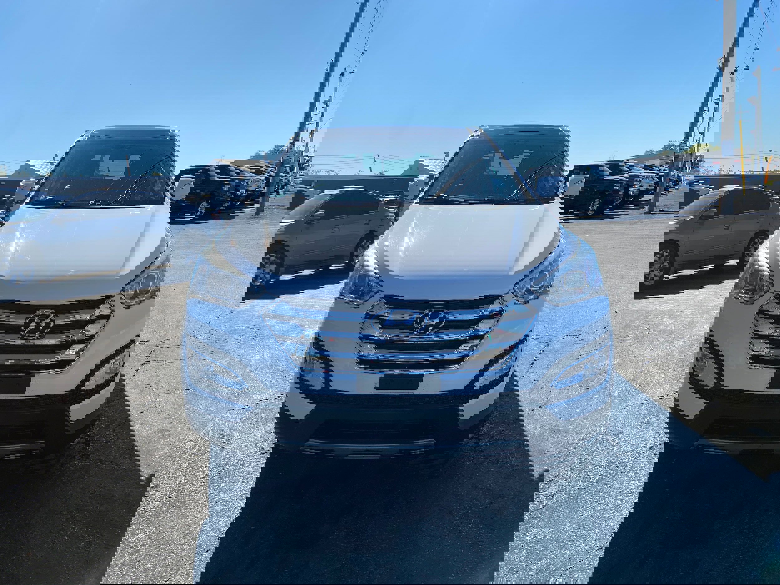 Used 2013 Hyundai Santa Fe Sport image 2