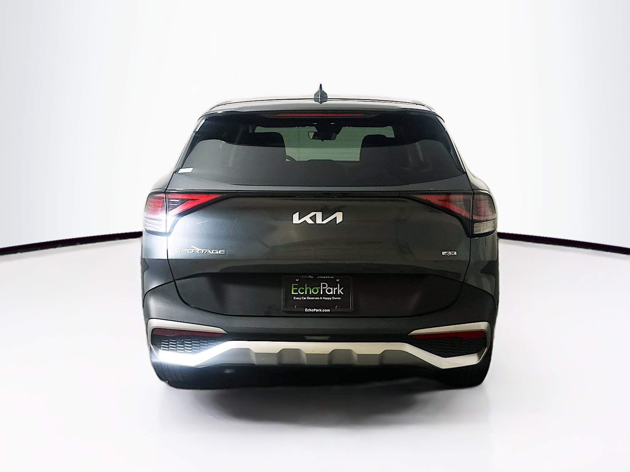 Used 2025 Kia Sportage LX image 7