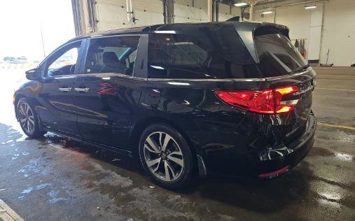 Used 2021 Honda Odyssey Touring image 3
