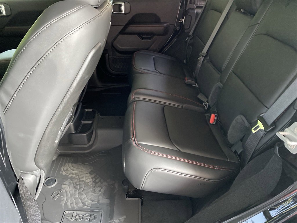 New 2025 Jeep Wrangler Unlimited Rubicon image 27