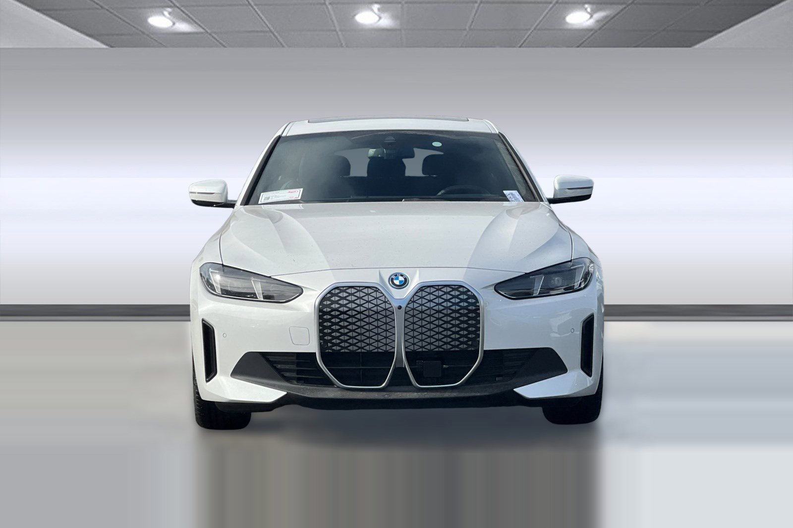 Used 2025 BMW i4 eDrive40 w/ Premium Package image 5