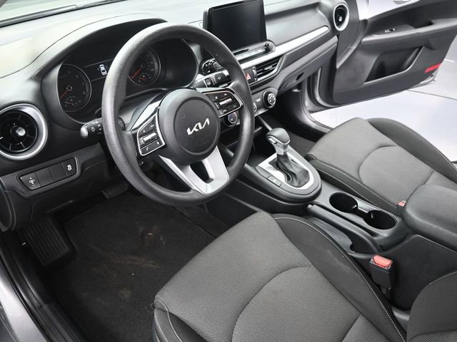 Used 2024 Kia Forte LXS image 13