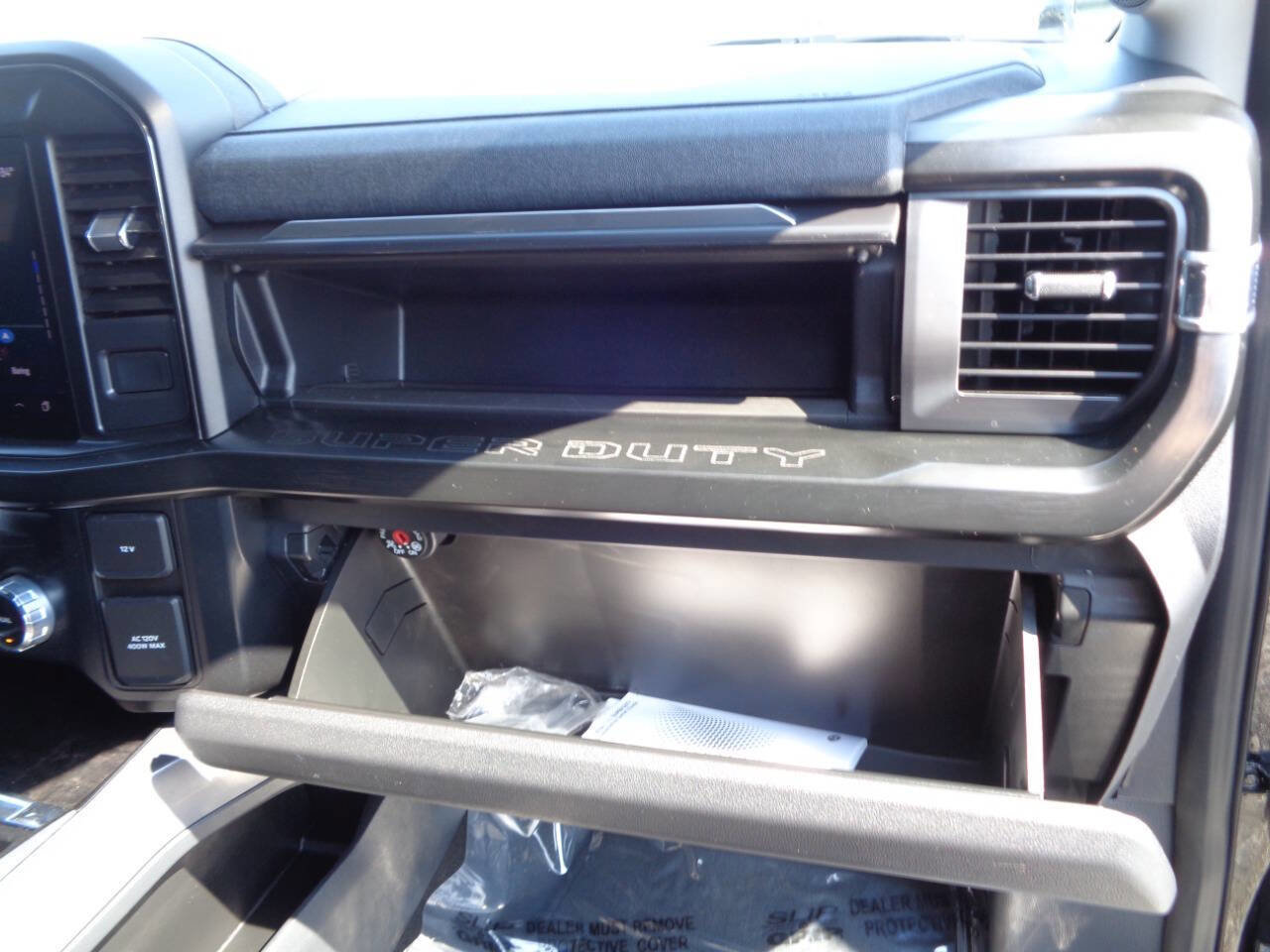 Used 2024 Ford F250 Lariat w/ Chrome Package image 66