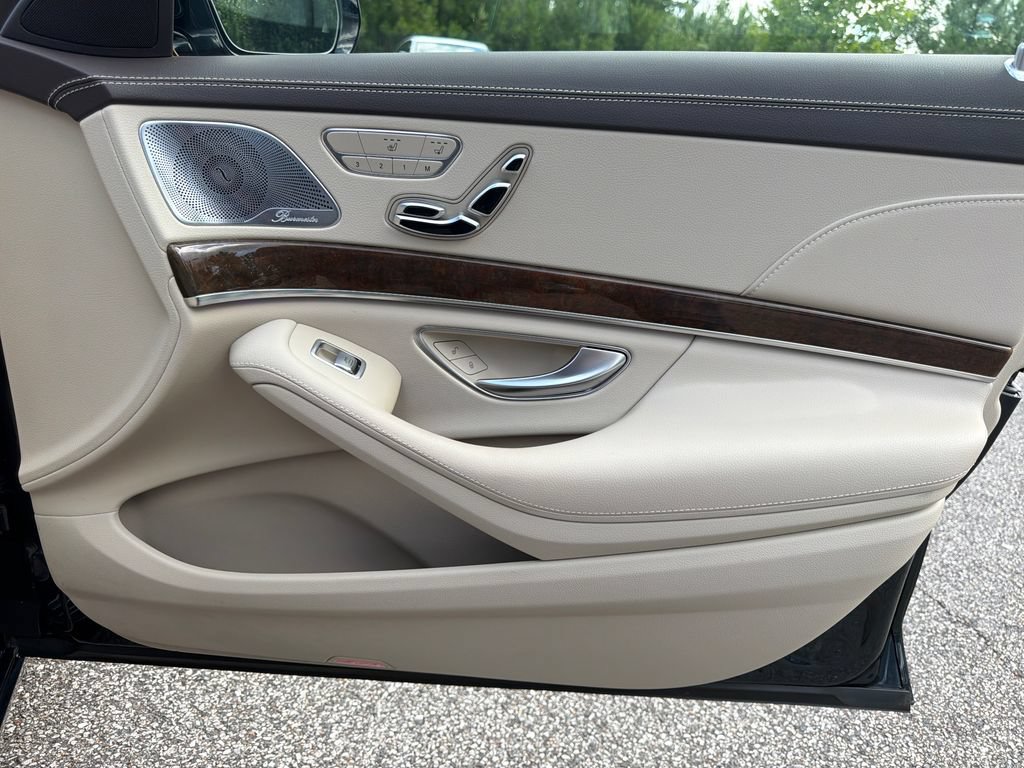Used 2016 Mercedes-Benz S 550 4MATIC Sedan image 56