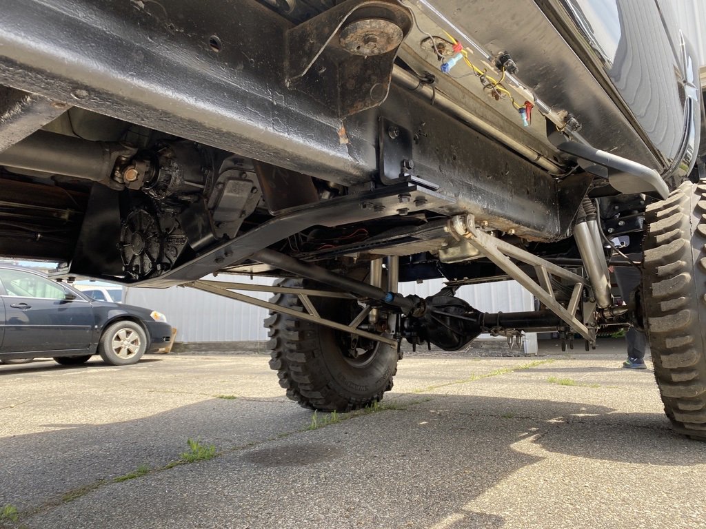 Used 1999 Chevrolet Silverado 3500 4x4 Crew Cab w/ Preferred Equipment Group 3 image 32