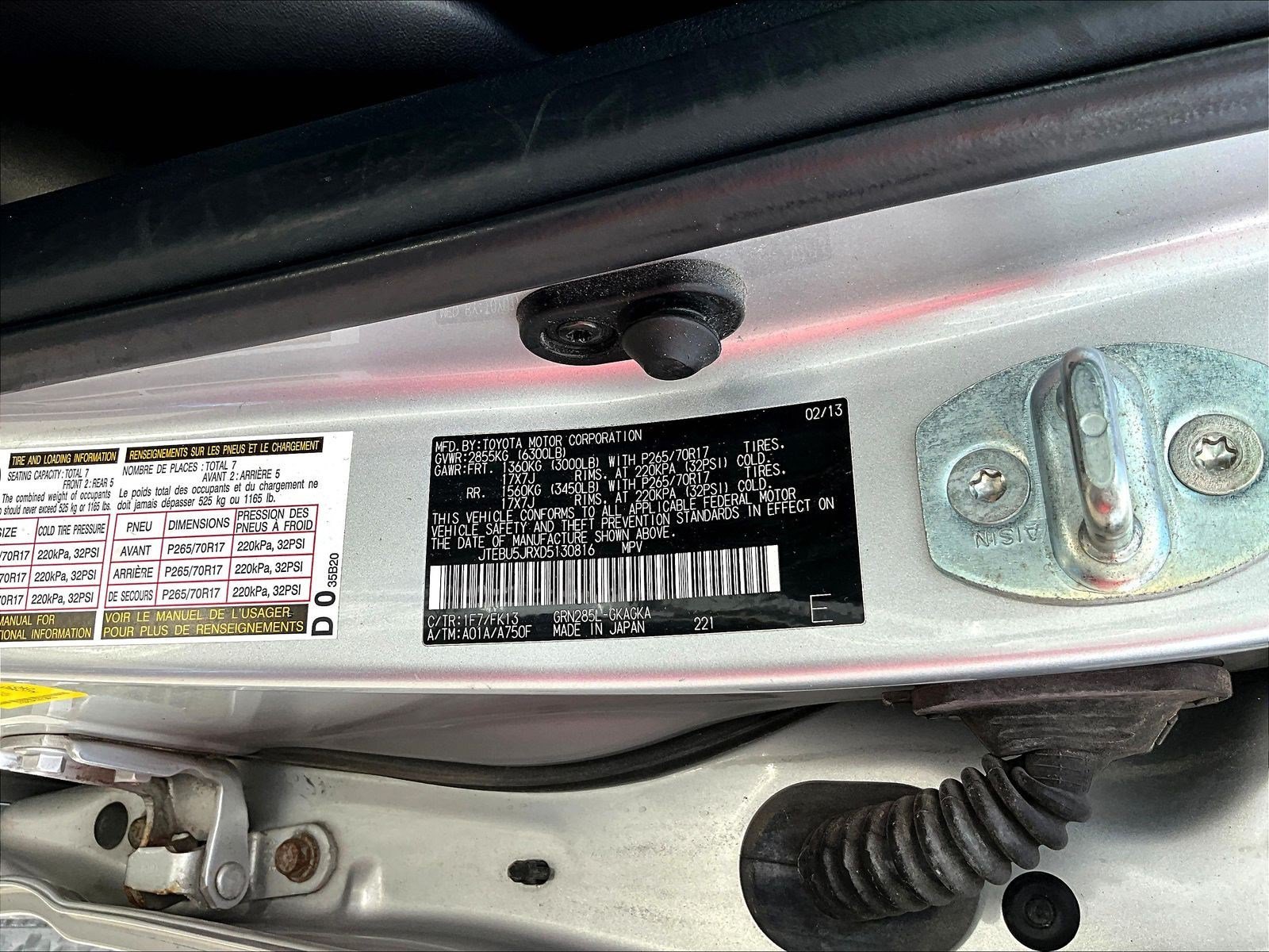 Used 2013 Toyota 4Runner SR5 AWD/4WD image 19