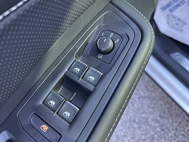 New 2026 Volkswagen Atlas Cross Sport SEL Premium R-Line image 13