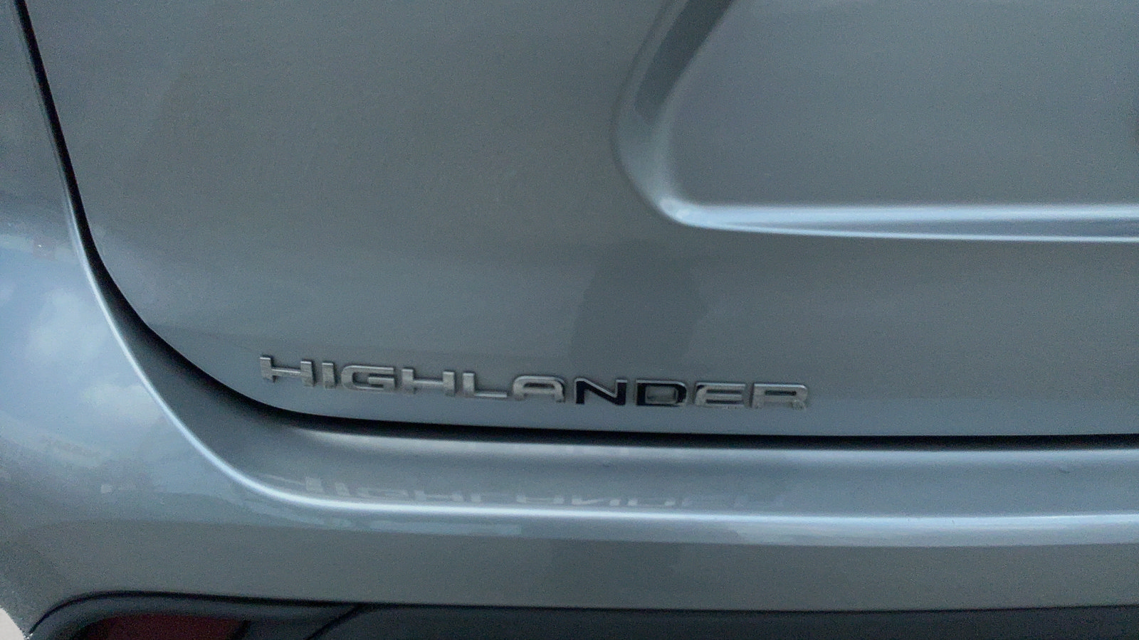 Used 2021 Toyota Highlander XLE AWD/4WD image 58