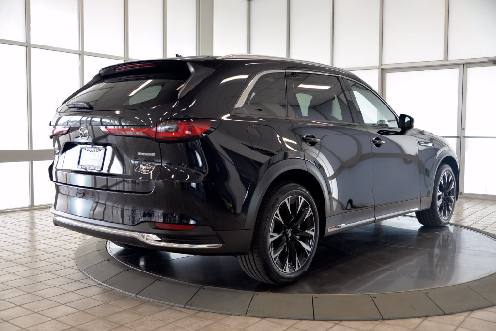 Certified 2024 MAZDA CX-90 Plug-In Hybrid w/ Premium Pkg AWD/4WD image 8