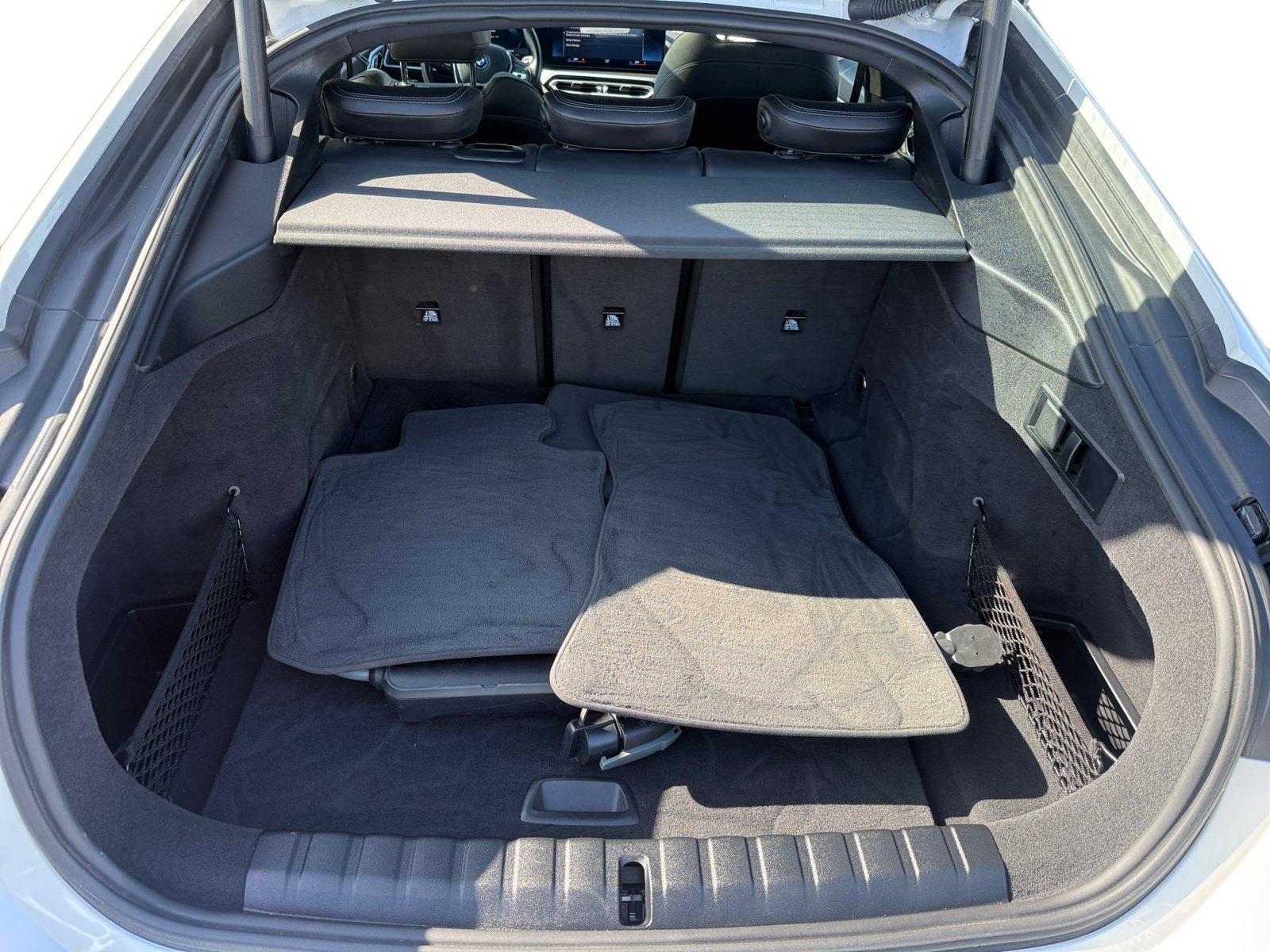 Used 2023 BMW i4 eDrive35 w/ Premium Package RWD image 17