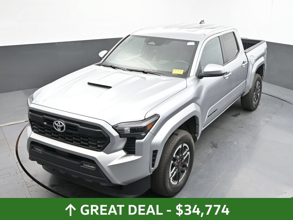Used 2024 Toyota Tacoma TRD Sport RWD image 32