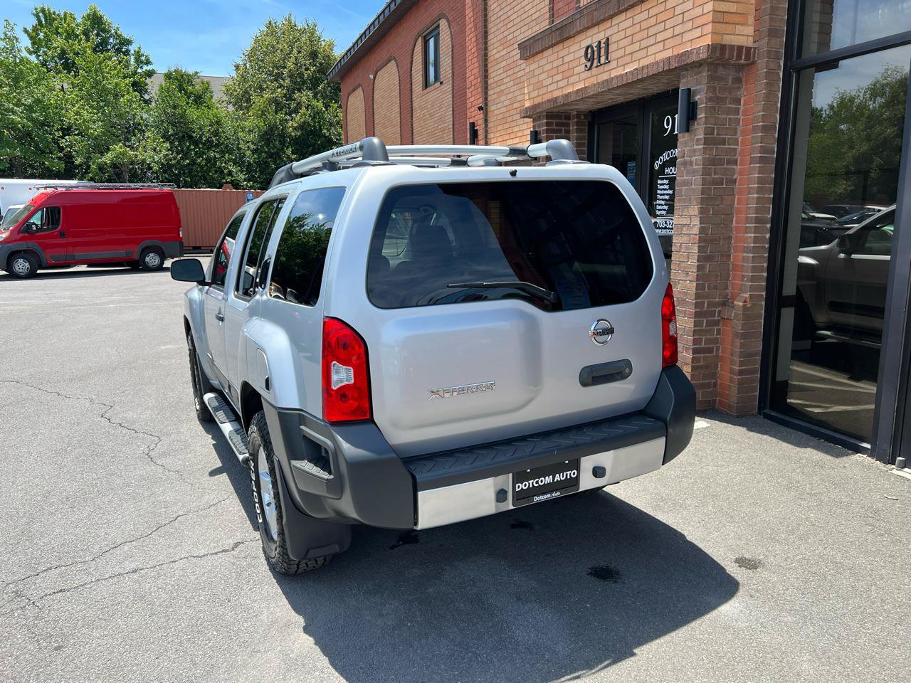 Used 2011 Nissan Xterra S AWD/4WD image 5