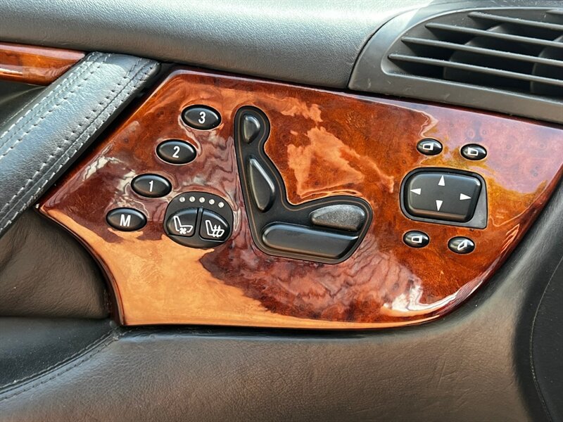 Used 2001 Mercedes-Benz CL 600 image 22