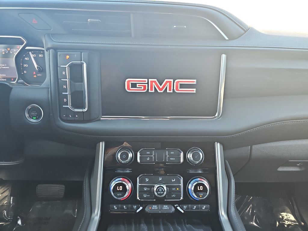 Used 2021 GMC Yukon Denali w/ Denali Premium Package AWD/4WD image 25