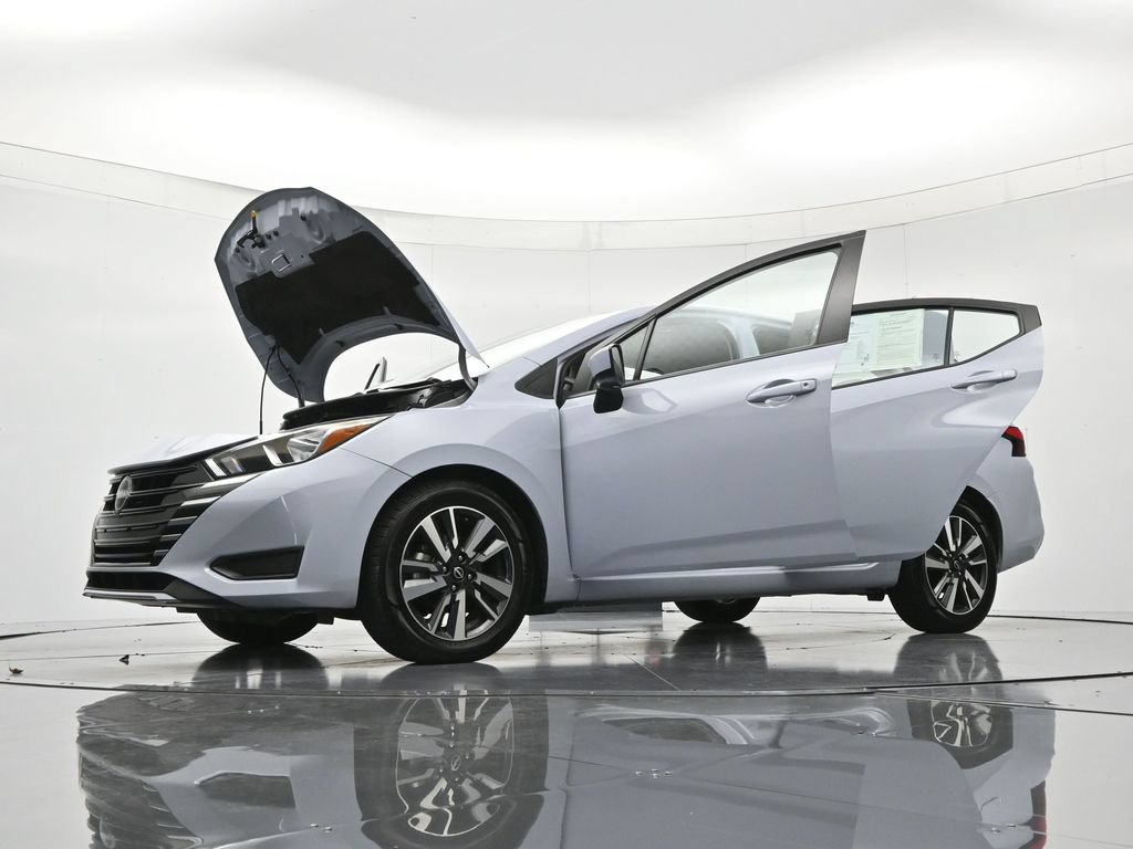 Used 2024 Nissan Versa SV FWD image 48