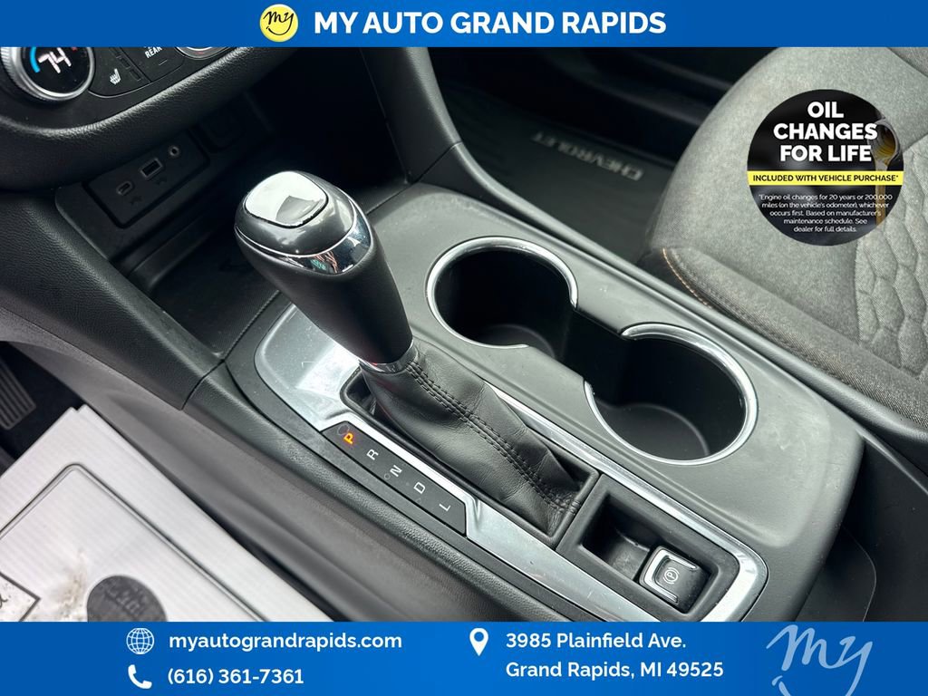 Used 2019 Chevrolet Equinox LT w/ Driver Convenience Package FWD image 25