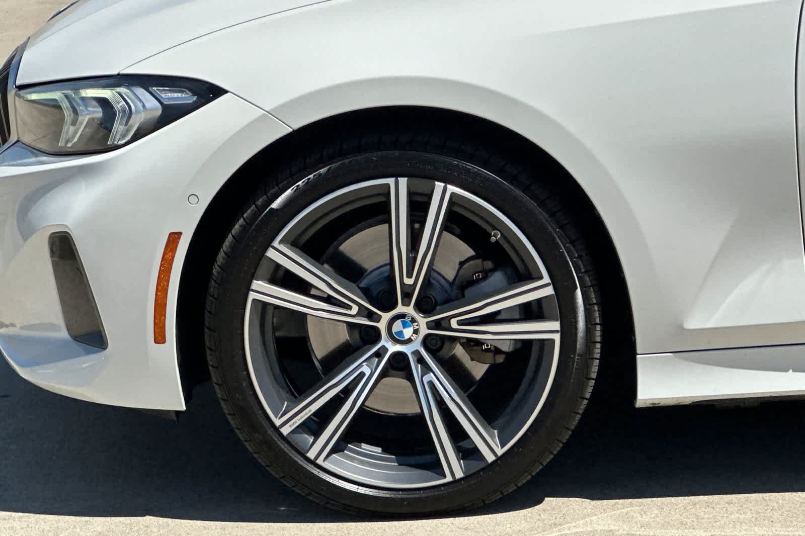 Used 2023 BMW 330i Sedan w/ Parking Assistance Package RWD image 25