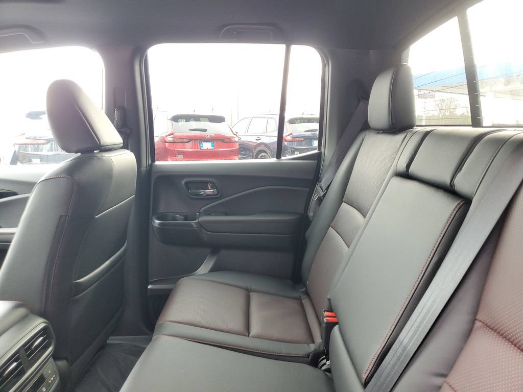 New 2026 Honda Ridgeline Black Edition image 9