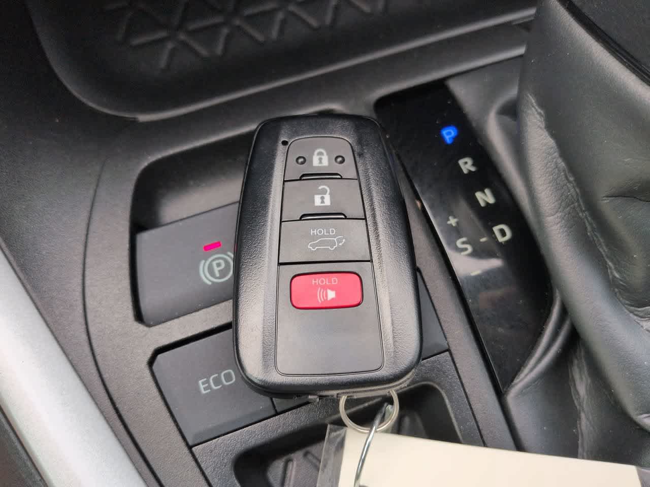 Certified 2023 Toyota RAV4 XLE w/ Convenience Package FWD image 27