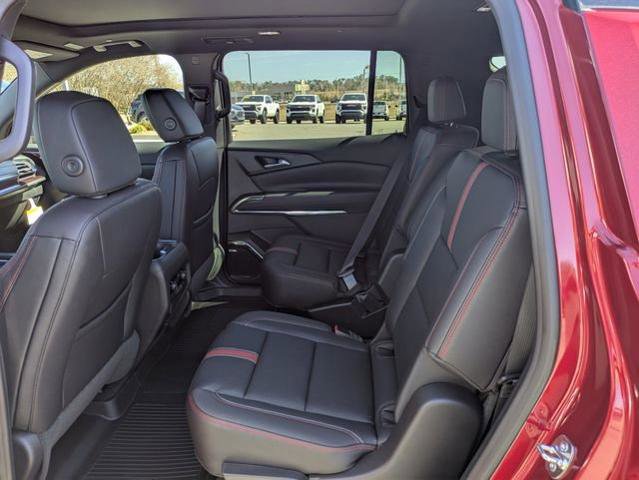 New 2026 Chevrolet Traverse RS w/ LPO, Floor Liner Package image 16