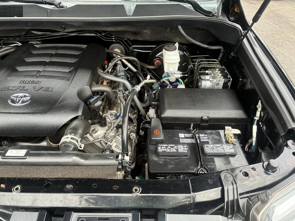 Used 2020 Toyota Tundra SR5 w/ TRD Off-Road Package image 20