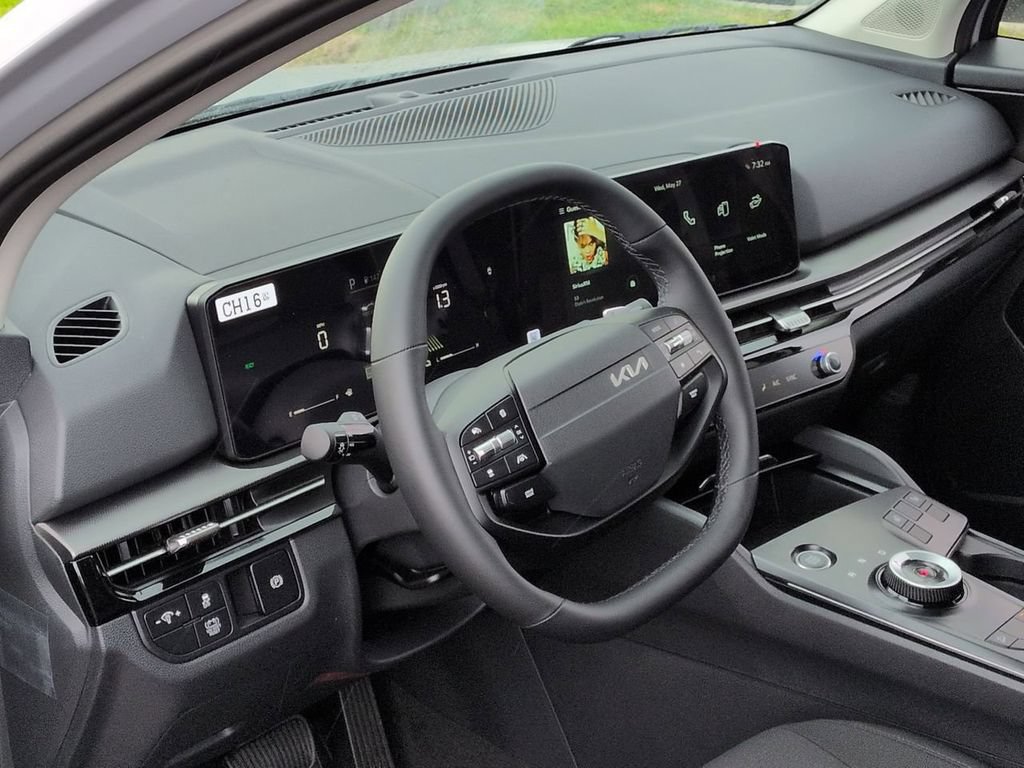 New 2026 Kia Sportage S AWD/4WD image 10