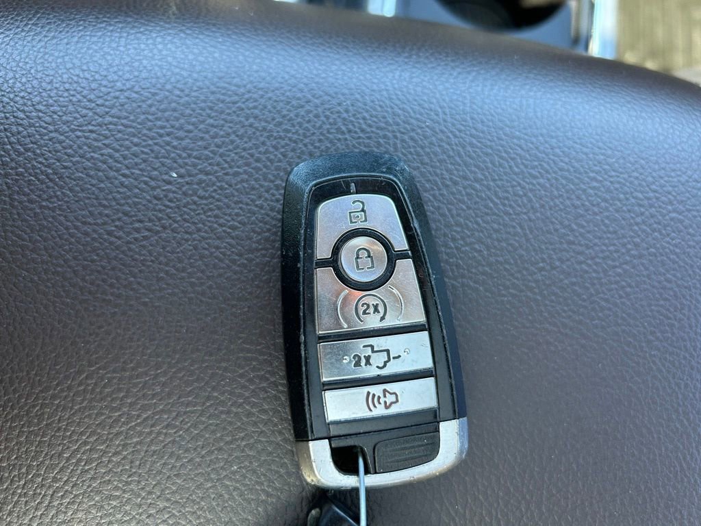 Used 2018 Ford F150 Lariat image 42