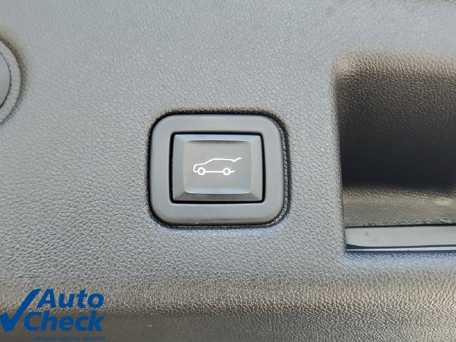 Used 2024 Chevrolet Equinox RS w/ RS Leather Package FWD image 11