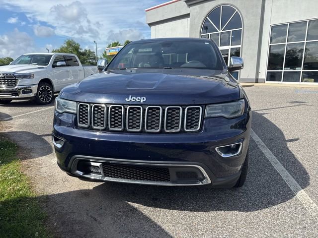 Used 2017 Jeep Grand Cherokee Limited w/ Luxury Group II image 3