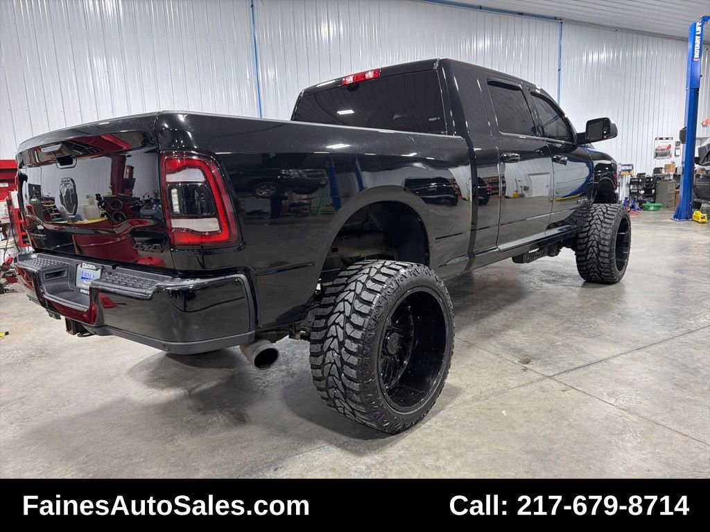 Used 2019 RAM 2500 Big Horn w/ Black Appearance Package image 16