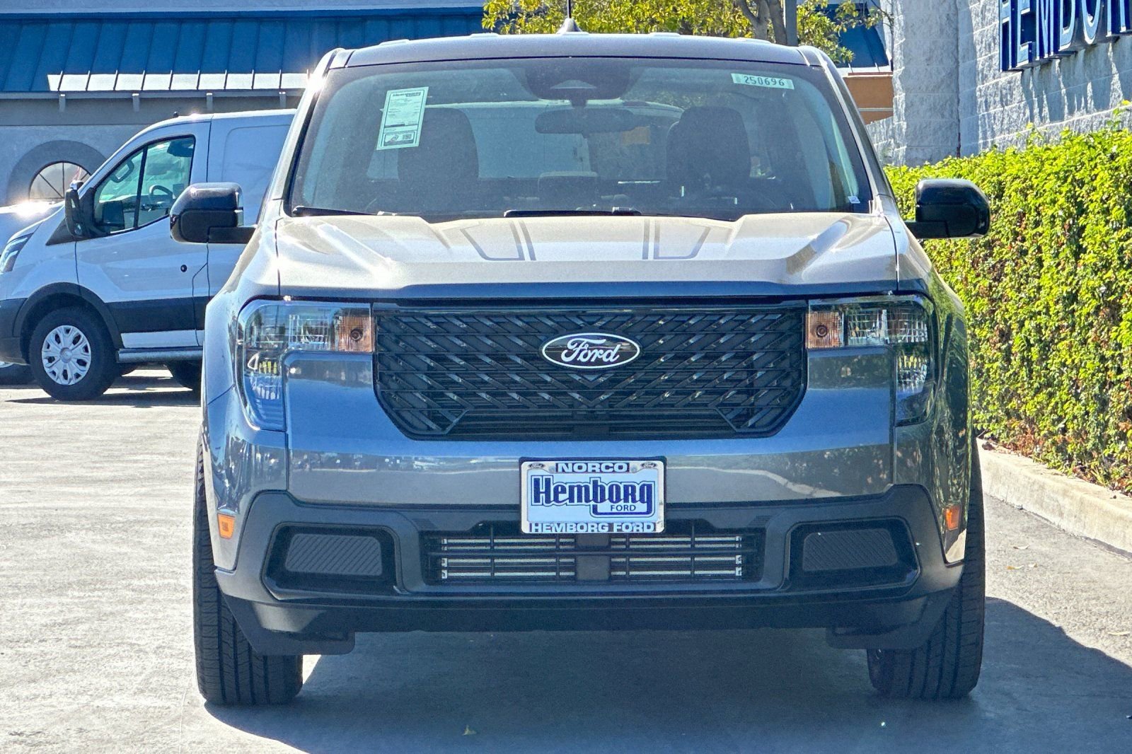 New 2025 Ford Maverick XLT w/ XLT Luxury Package image 9