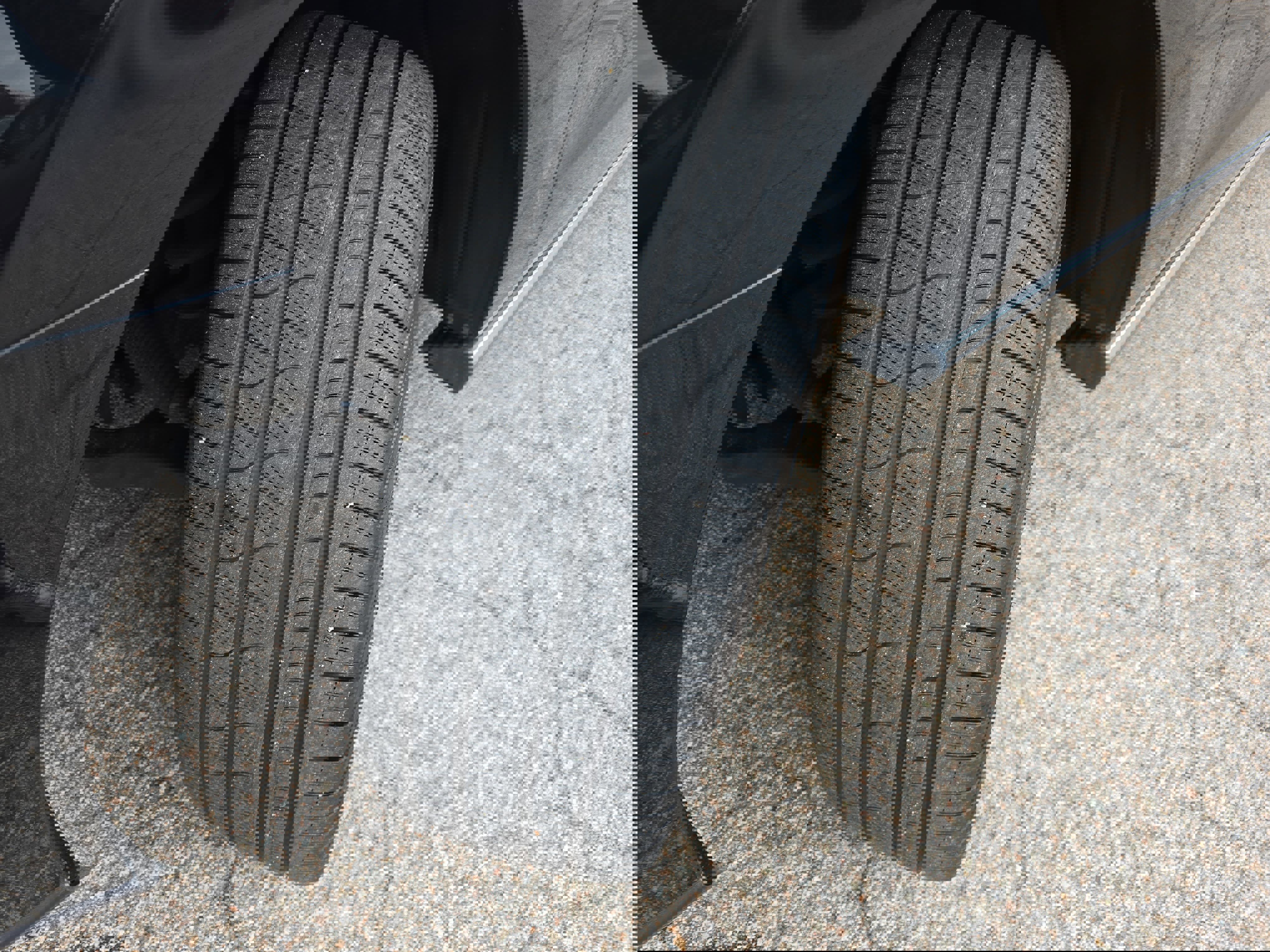 Used 2024 Ford Expedition Limited image 35