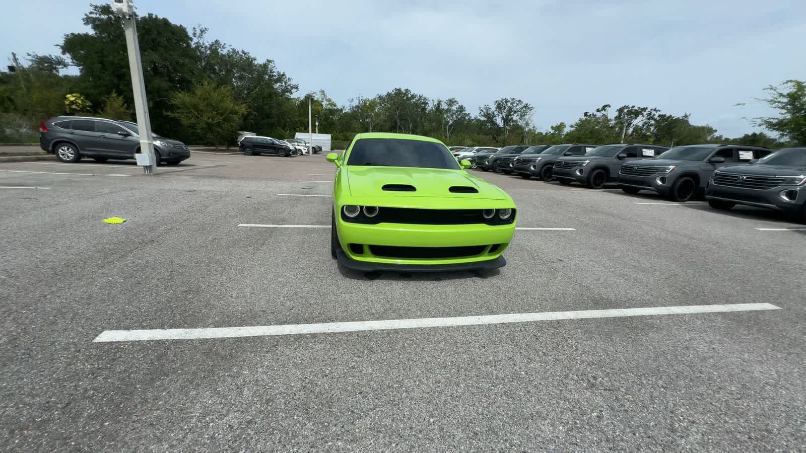 Used 2023 Dodge Challenger SRT Hellcat w/ Driver Convenience Group RWD image 3