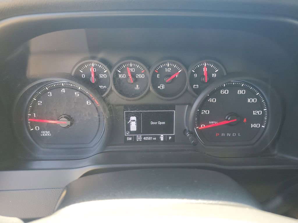 Used 2019 Chevrolet Silverado 1500 Custom Trail Boss w/ Custom Convenience Package image 30