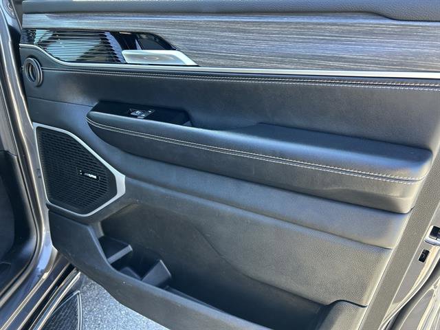 Used 2024 Jeep Wagoneer Series II image 22