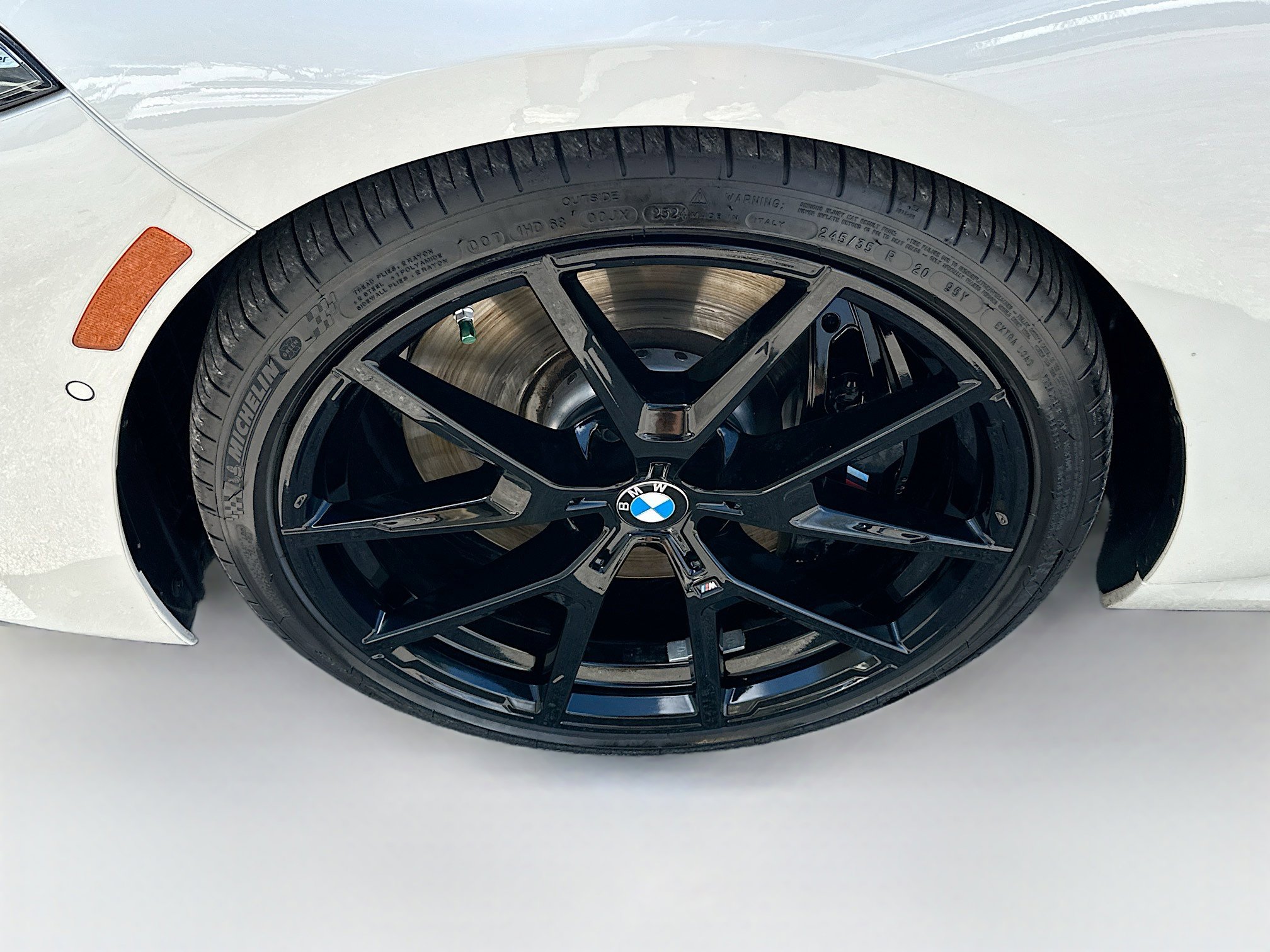 Used 2022 BMW M850i xDrive Coupe image 32