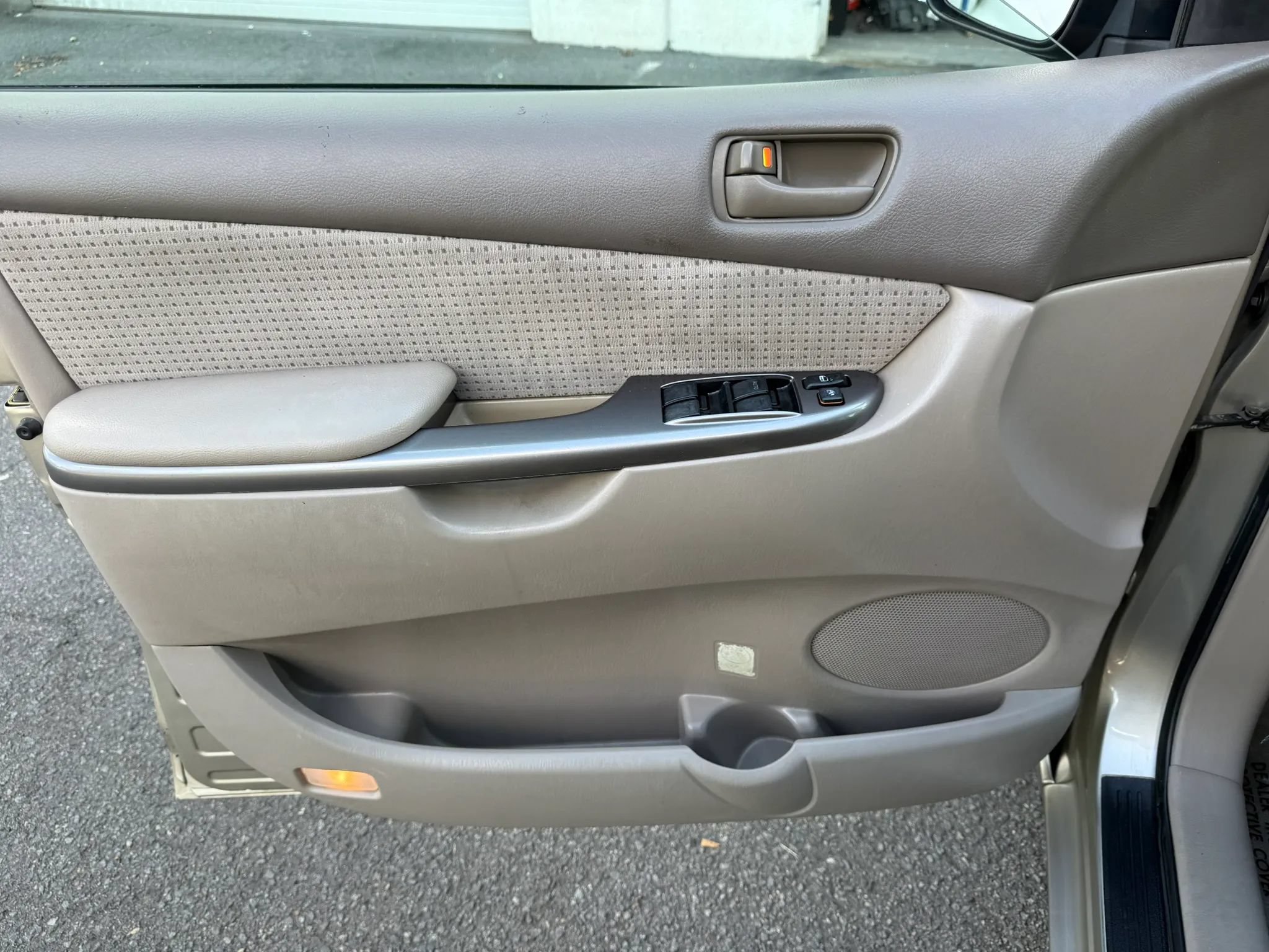 Used 2006 Toyota Sienna LE AWD/4WD image 16