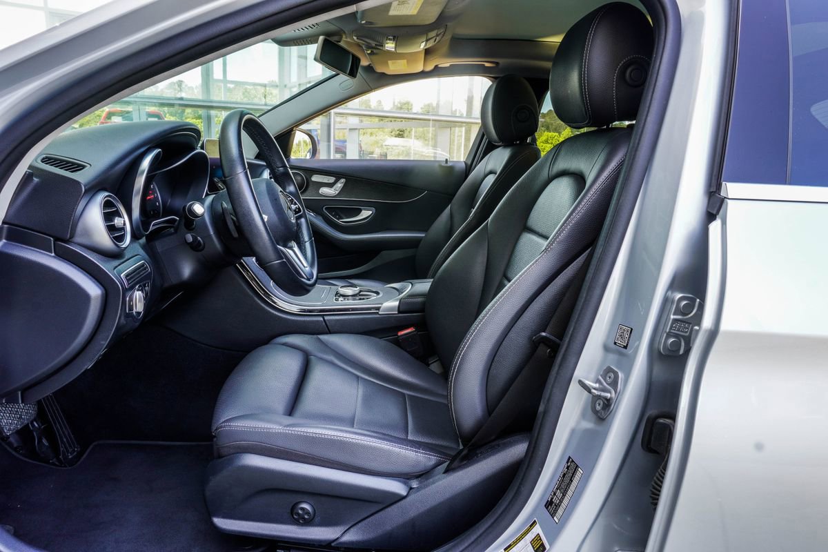 Used 2020 Mercedes-Benz C 300 Sedan image 35