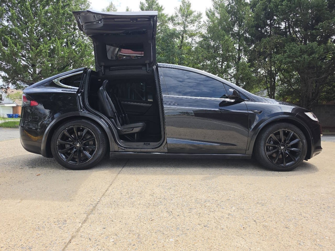 Used 2018 Tesla Model X 100D AWD/4WD image 3