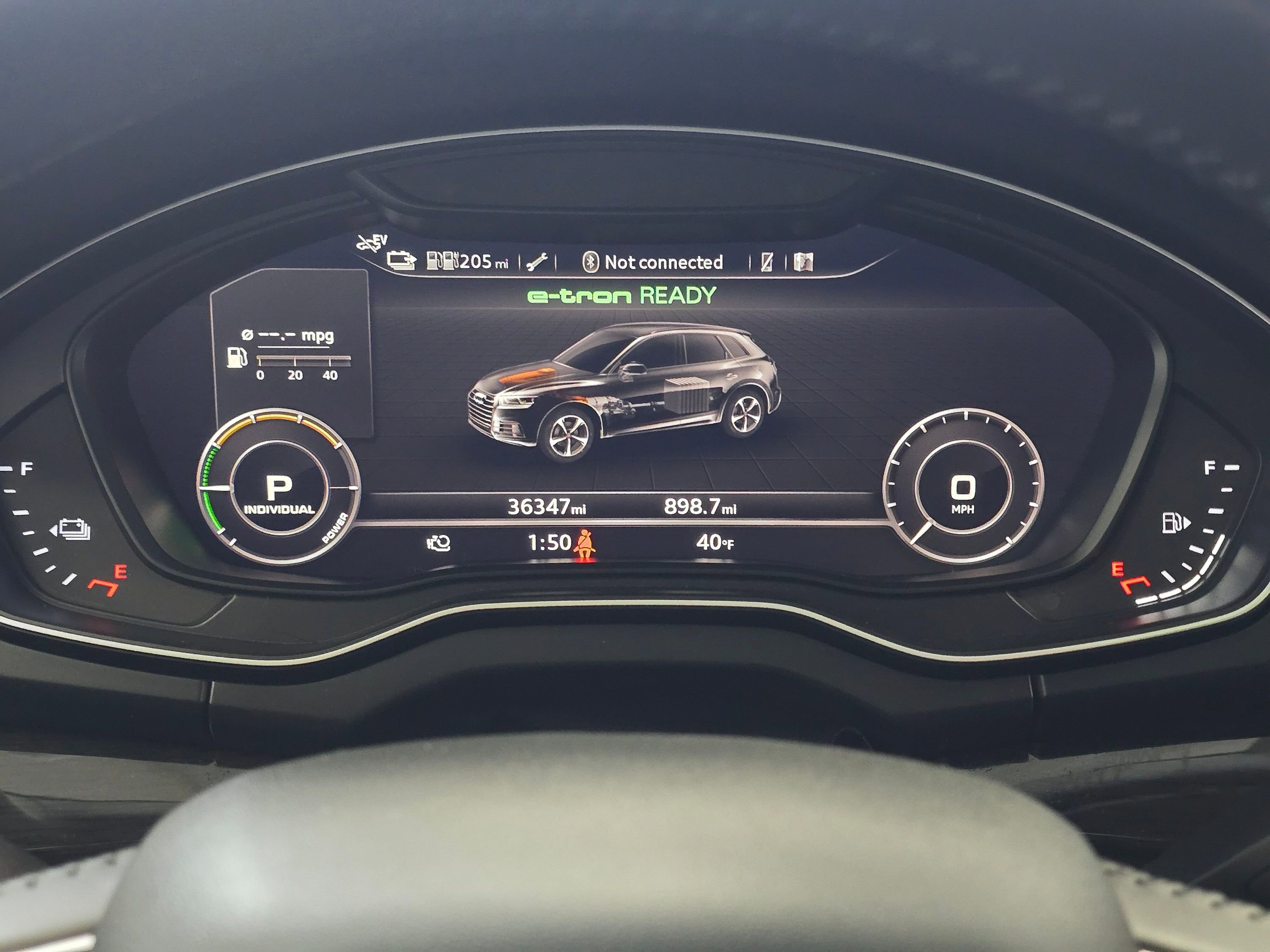 Used 2020 Audi Q5 e Prestige w/ Prestige Package image 39