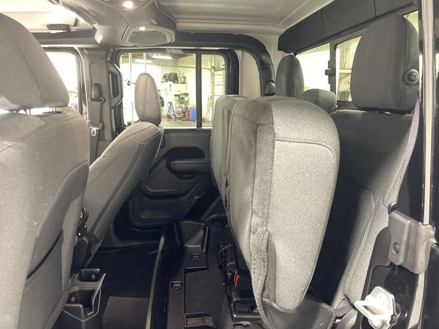 Used 2025 Jeep Gladiator Sport image 24