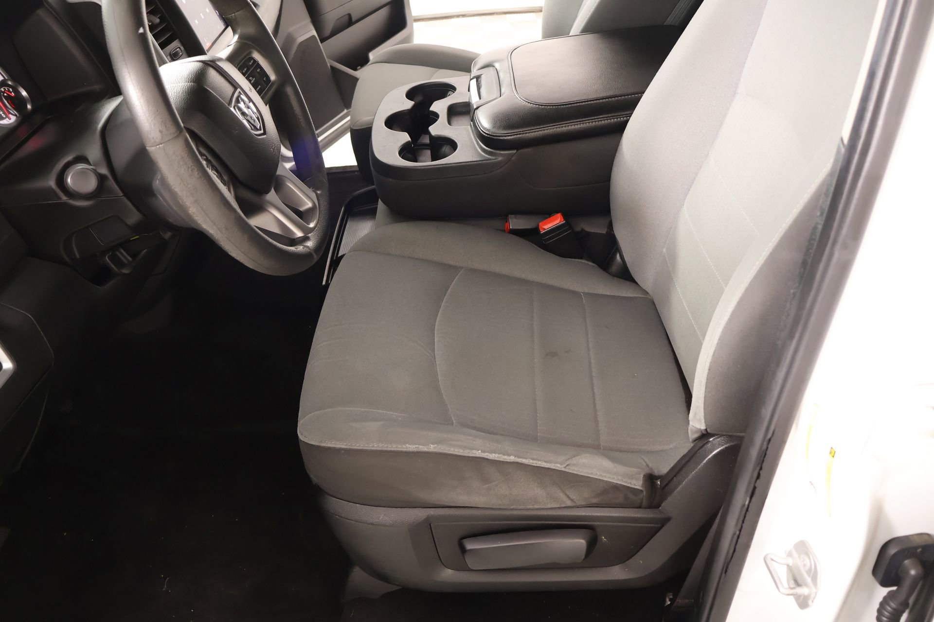 Used 2023 RAM 1500 Classic SLT w/ Electronics Group image 11