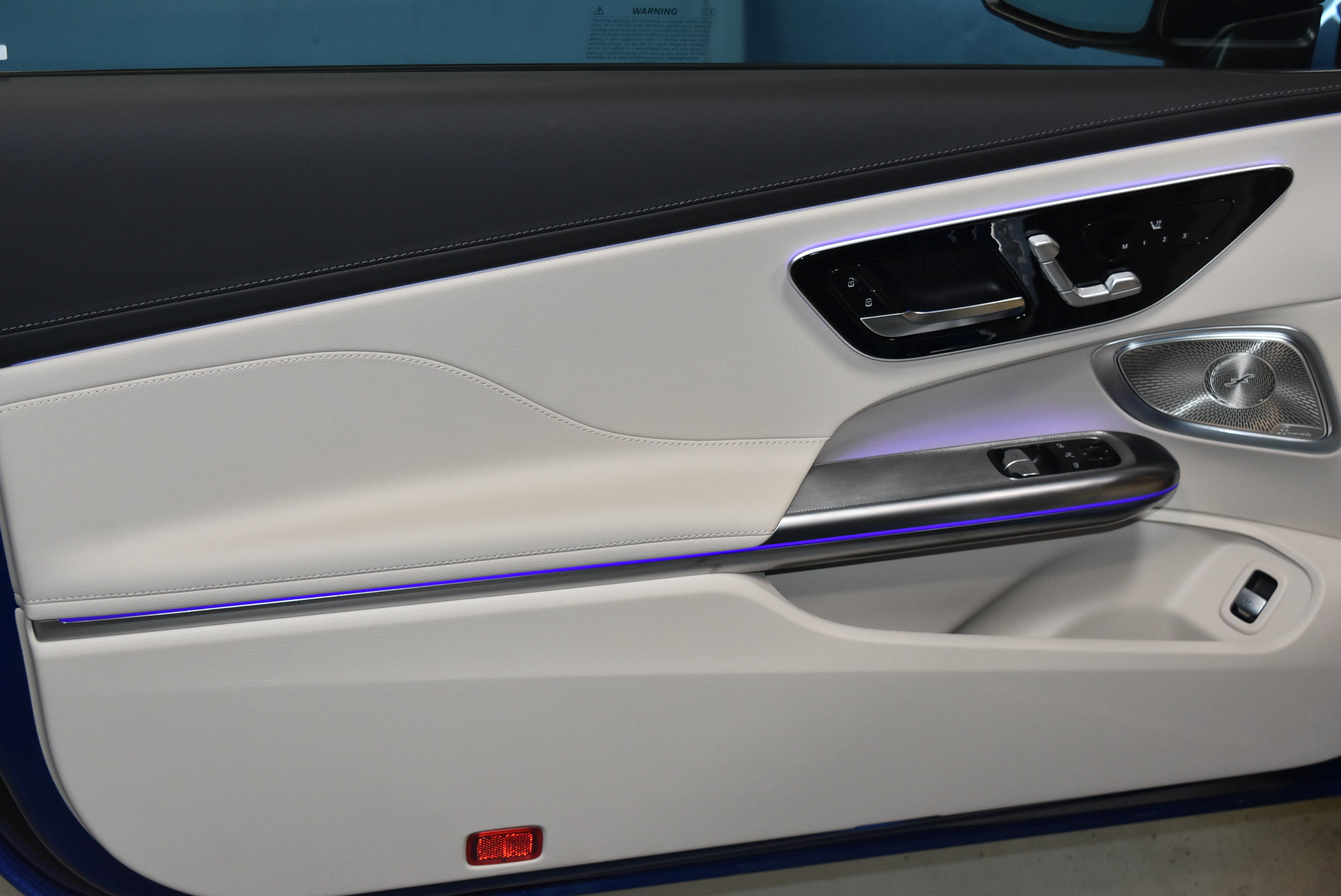 New 2026 Mercedes-Benz CLE 300 4MATIC Coupe image 3
