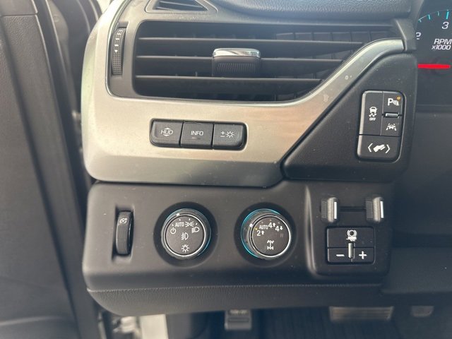 Used 2018 Chevrolet Tahoe Premier image 25