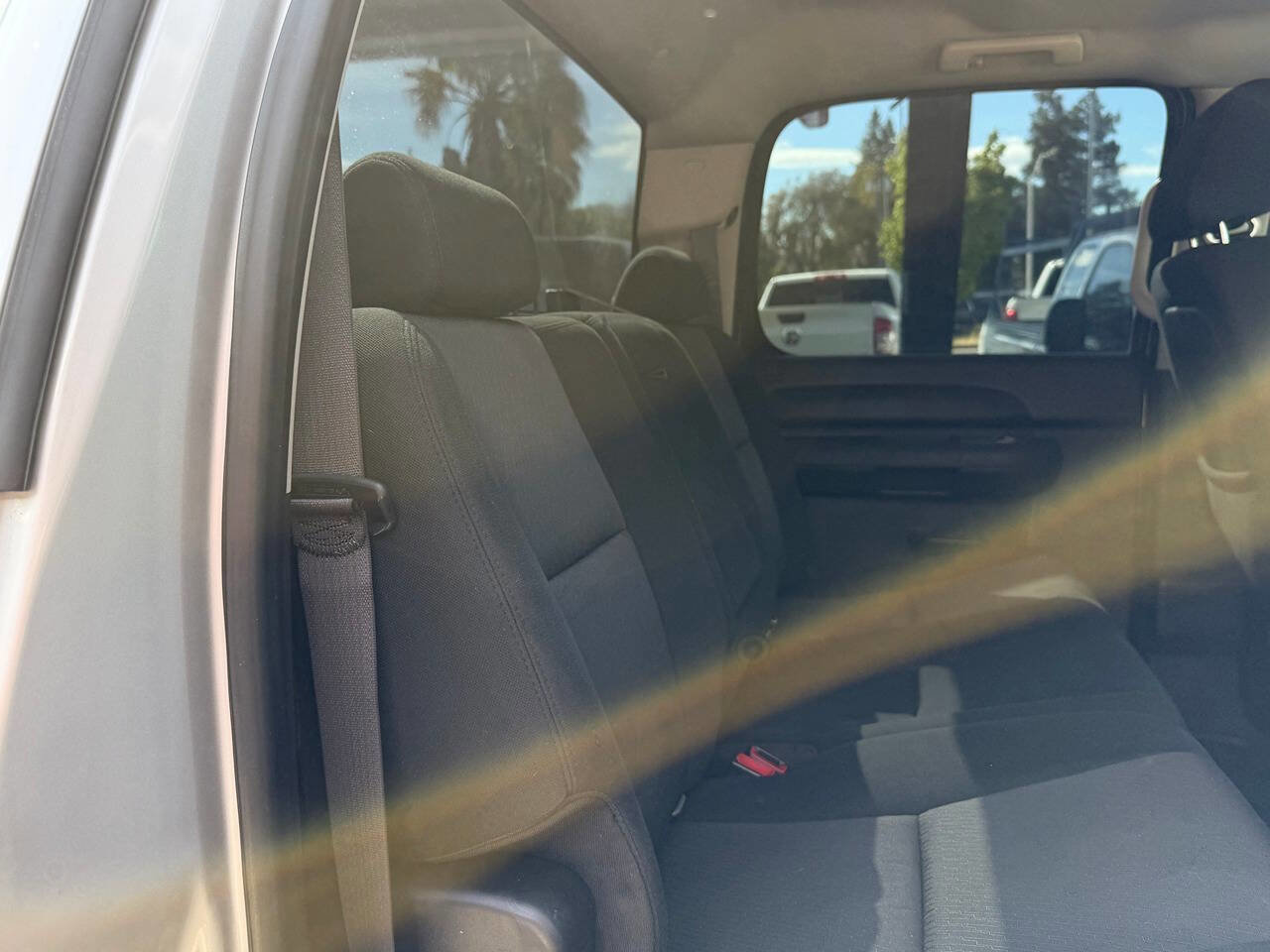 Used 2010 GMC Sierra 2500 SLE w/ Suspension Package, Off-Road image 25